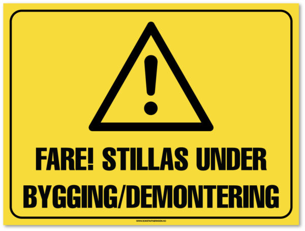 Byggeplasskilt som advarer om at det pågår bygging av stillas