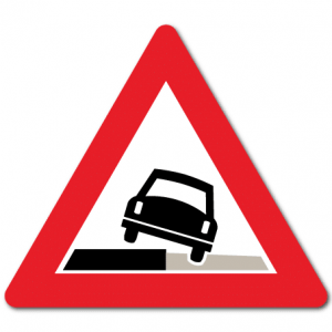 Trafikkskilt Farlig vegskulder 117