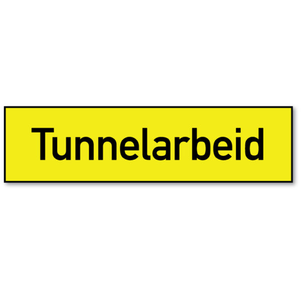 Arbeidsvarsling skilt som forteller at det foregår tunnelarbeid